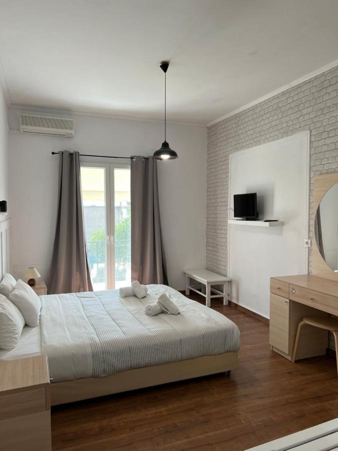 Olive Grove Poolside Apartments Benitses  Exterior photo